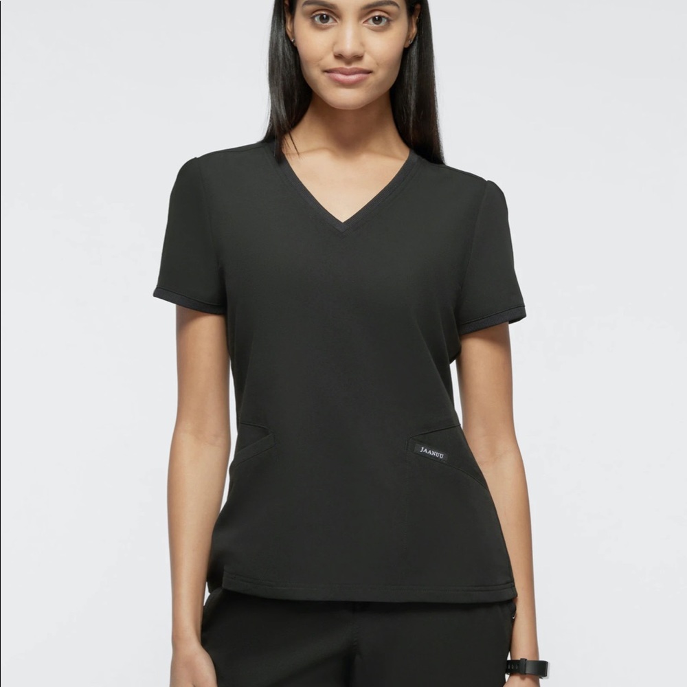 jaanuu black three pocket top